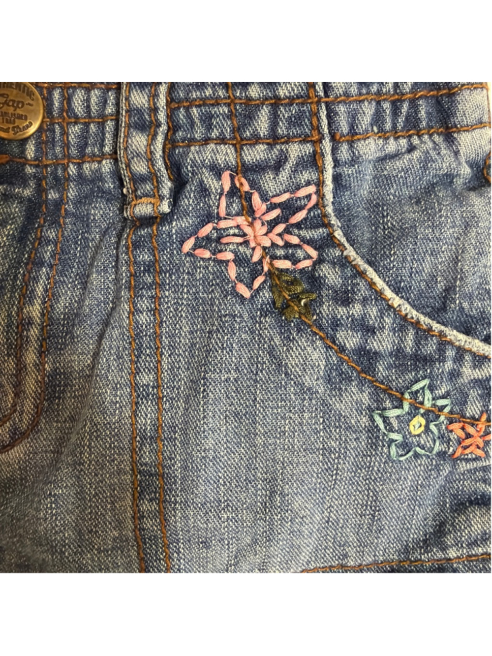 Baby Gap Girls Vintage Floral Embroidered Denim Cargo Shorts 3T - Picture 2 of 8